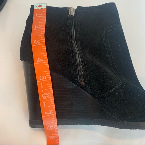 FRANCO SARTO size 12 Warrick wedge suede bootie with zipper and buckle detail - Picture 15 of 16